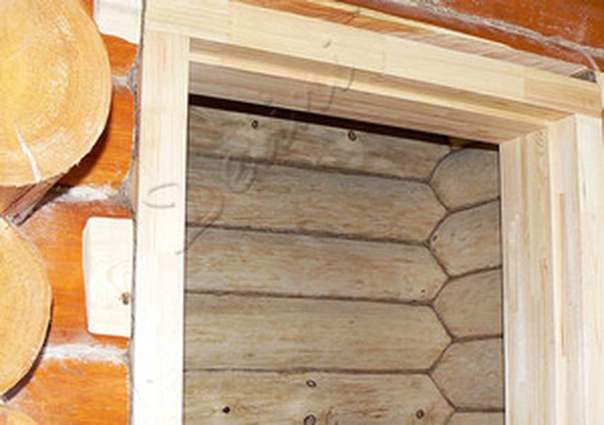 Монтаж окон и дверей в деревянных домах
